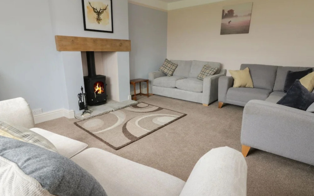 Willow Farmhouse