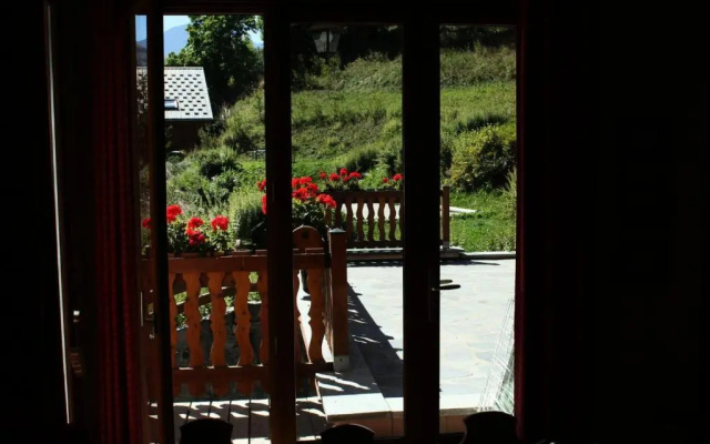 Chalet Les Ancolies - 4 Pièces pour 6 Personnes 64