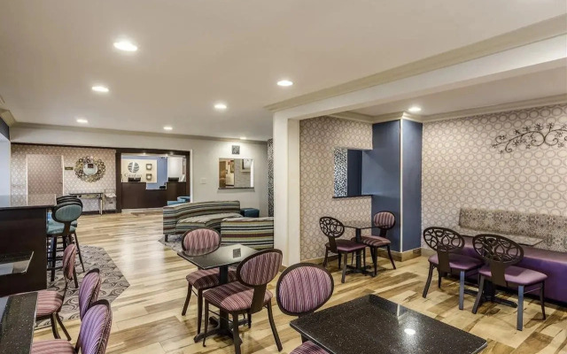 Comfort Inn Tulsa Midtown