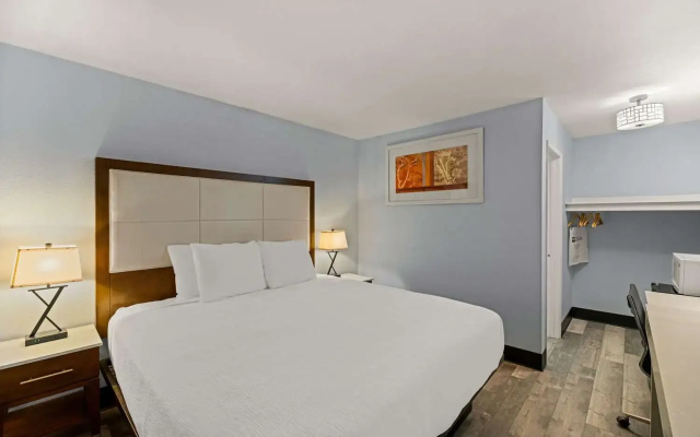 Rodeway Inn Midland South