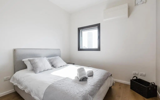 Luxury 3 Bdr Apartment Neve Tzedek #N17