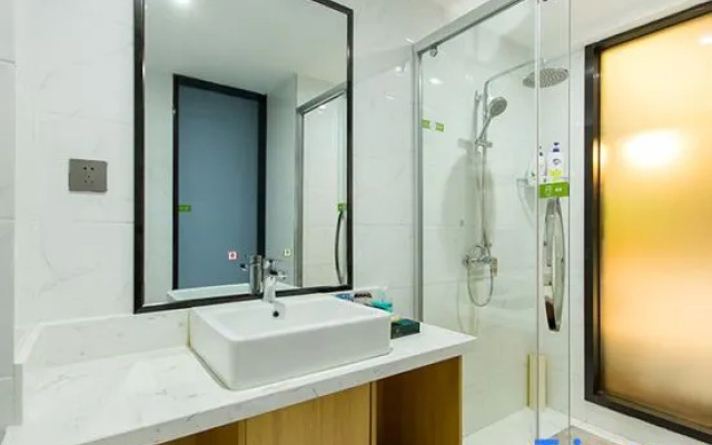 Guoling No.19 Hotel (Zhengzhou Erqi Square Railway Station)