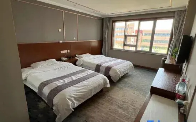 Yuzhou Grand Hotel