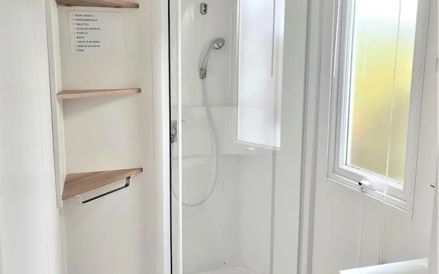Swanky Mobile Home in Saint Jean de Monts Near Seabeach