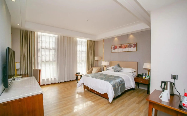 Huatian Hotel