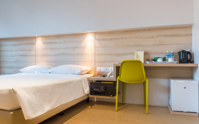 Summer View Hotel