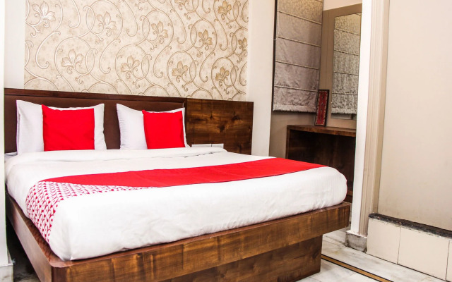 Collection O 14600 Hotel Chawla