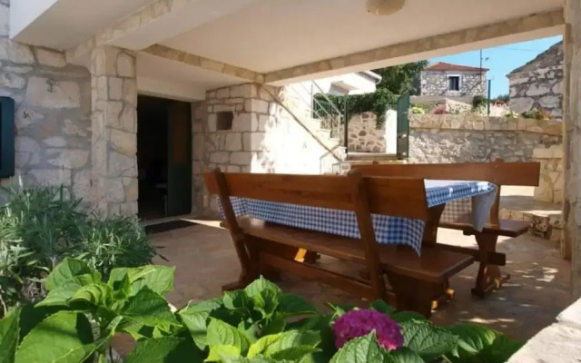 Holiday House Neda