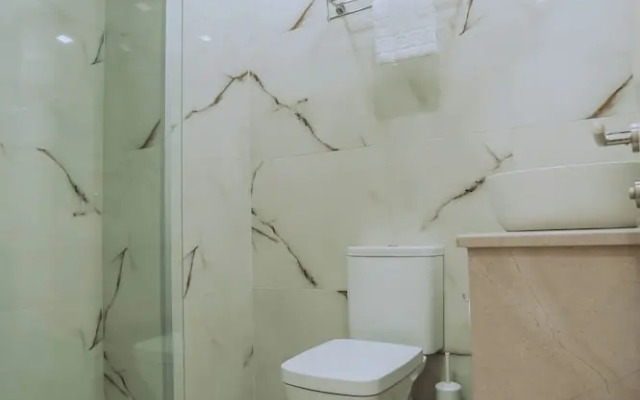 Standard Double room (full double bed) · Royal Medis Hotel — photo 15