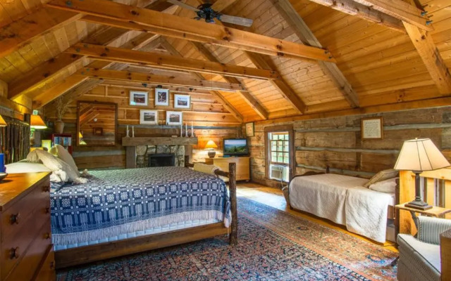 Aunt Babbie s Cabin in Pisgah Forest