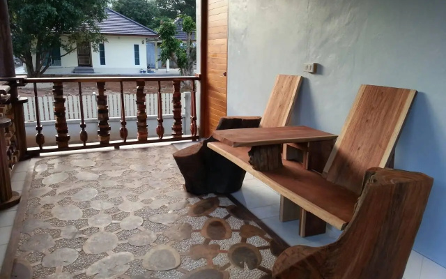 Bann Saiyok Homestays
