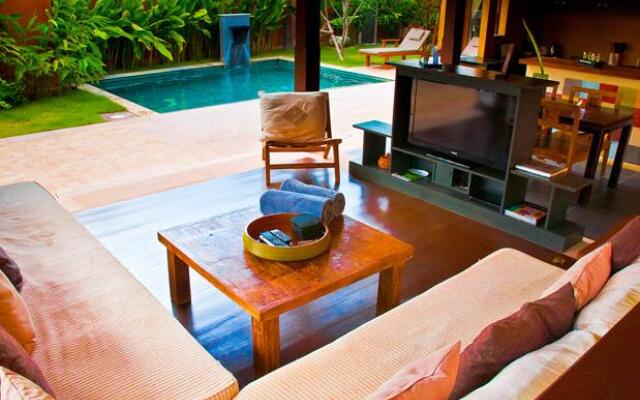 Отель Alanta Pool Villa развлечения