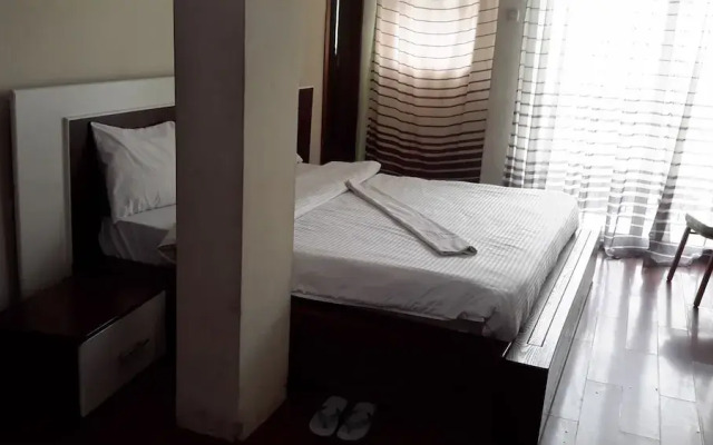 Yomi Hotel