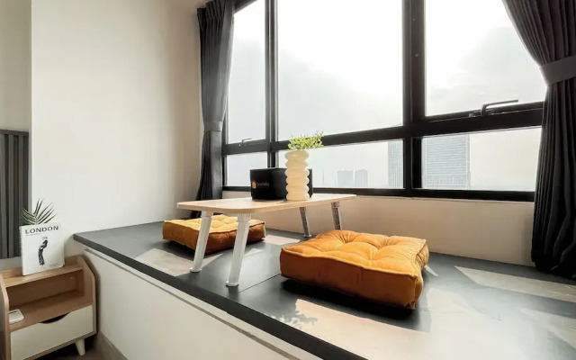 Studio Apartment Collins Boulevard Near Summarecon Mall Serpong
