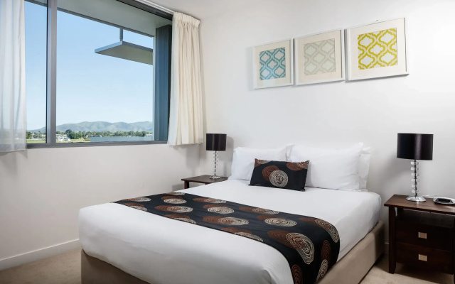 BEST WESTERN Islington Apartments