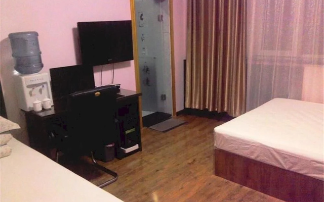 Zhuo Ya Boutique Hotel(蛟河卓亚精品酒店)