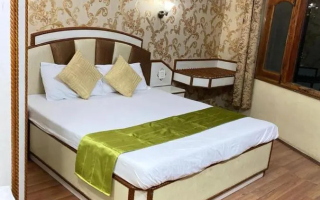 Hotel Sukh Sagar