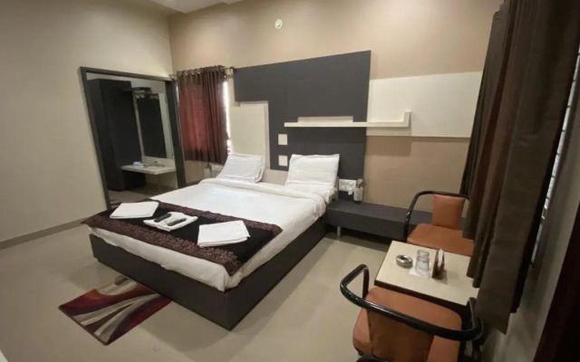 Hotel Pleasant Stay