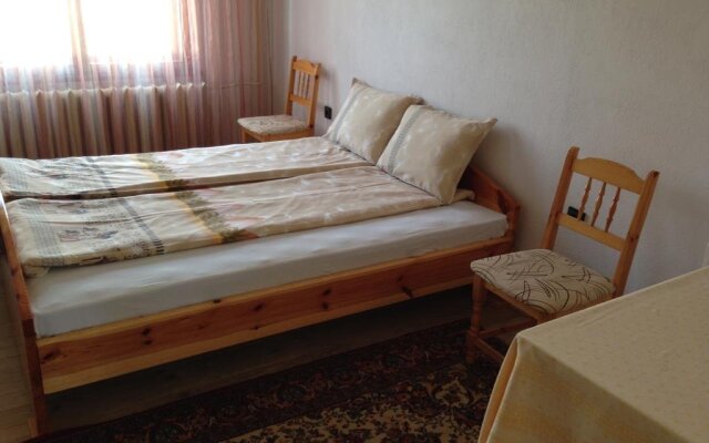 Отель Katya Guest House Смолян комната для гостей