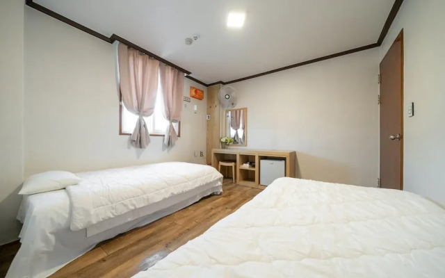 Incheon (Seokmodo) Hotel
