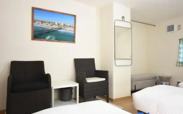 Inn Between Waves
