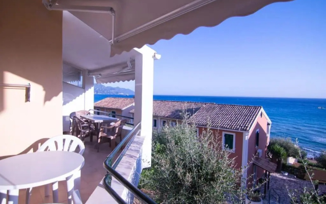 Family Seaview Balconies Hilda Home 90