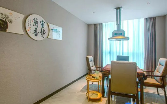 Vienna International Hotel (Xindu Sanhechang Underground Station Branch)