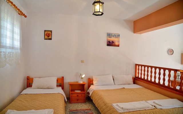 Ambeles Apartments