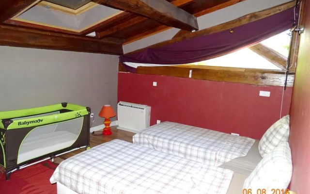 House With 2 Bedrooms in Massillargues-attuech, With Pool Access, Encl