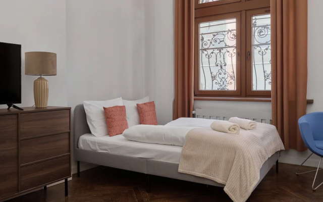 Apartment Sw. Antoniego by Renters