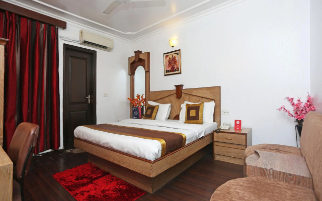 OYO 497 Hotel Welcome Palace