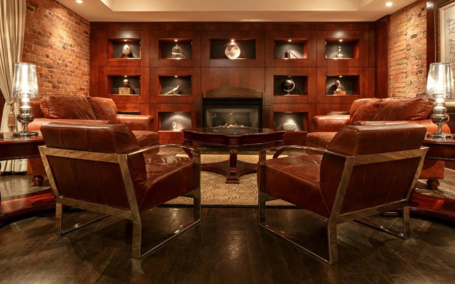 Hotel Nelligan