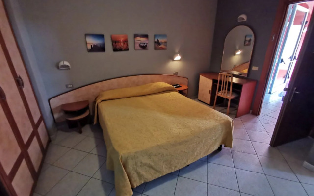 Hotel Mediterraneo
