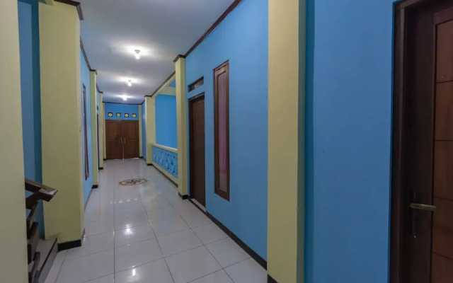 Wisma Griya Indah Lestari by OYO Rooms