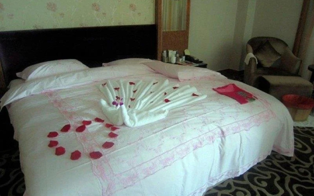 Nishi Haitai Hotel Luxury
