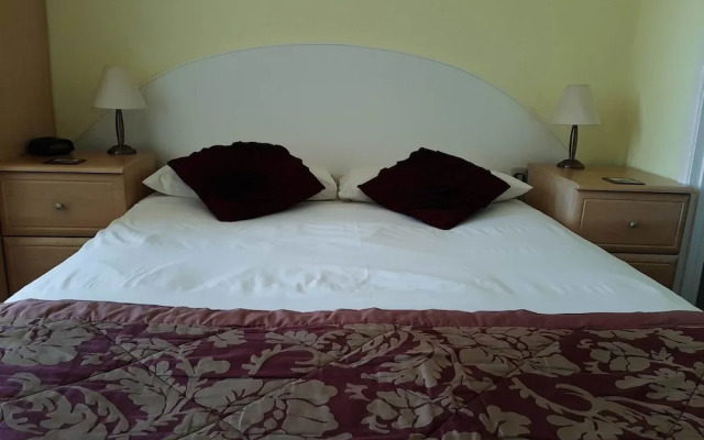 The Beaches Family B&B