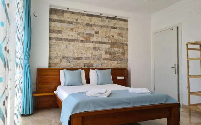 Villa with Jacuzzi and Backyard in Kalkan