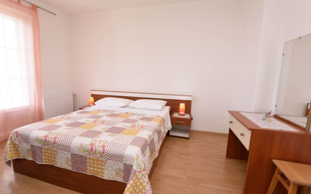 Apartments Brico