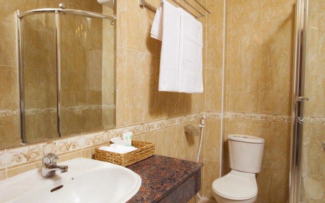 Homefeel CS Hotel