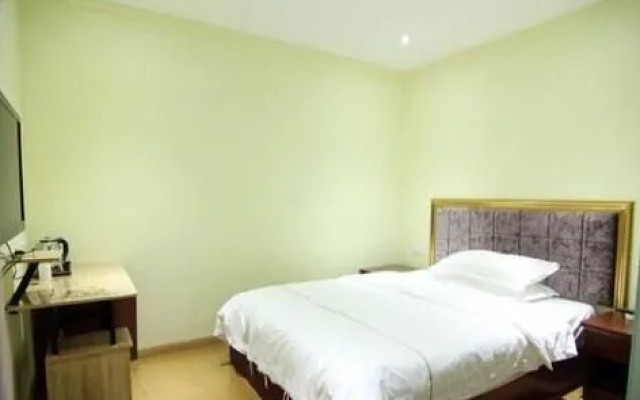 Golden Pillar Business Hotel