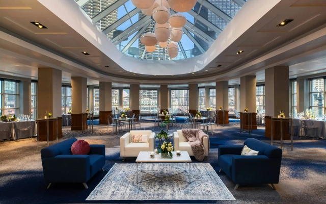 Renaissance Chicago Downtown Hotel