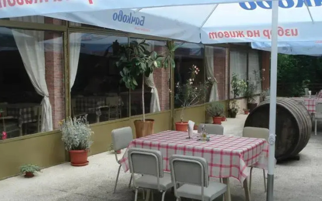 Dabova Gora Hostel