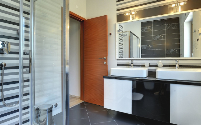 Villa in Rovinj With Private Pool and Sea Nearby