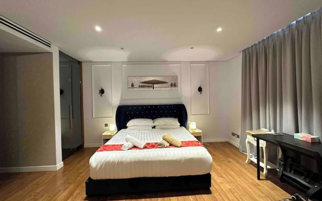 Luxurious Condo in Heart of Kuala Lumpur With Rooftop Garden