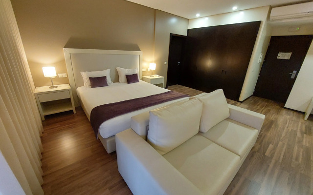 Monte Lírio Hotel