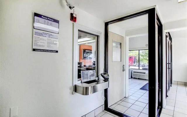 Motel 6 Baltimore West