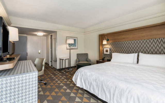 Holiday Inn & Suites Pittsfield-Berkshires by IHG