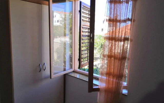 Apartments Srhoj