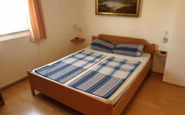Apartmenthaus Fa