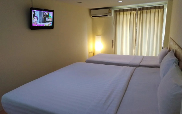 R2 Zleeping Boutique Hotel